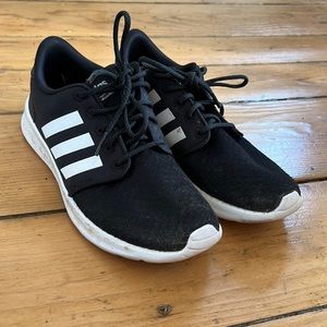 Adidas cloud foam running shoes